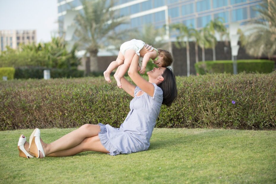 Wsparcie dla matek na rynku pracy: powrót po przerwie macierzyńskiej